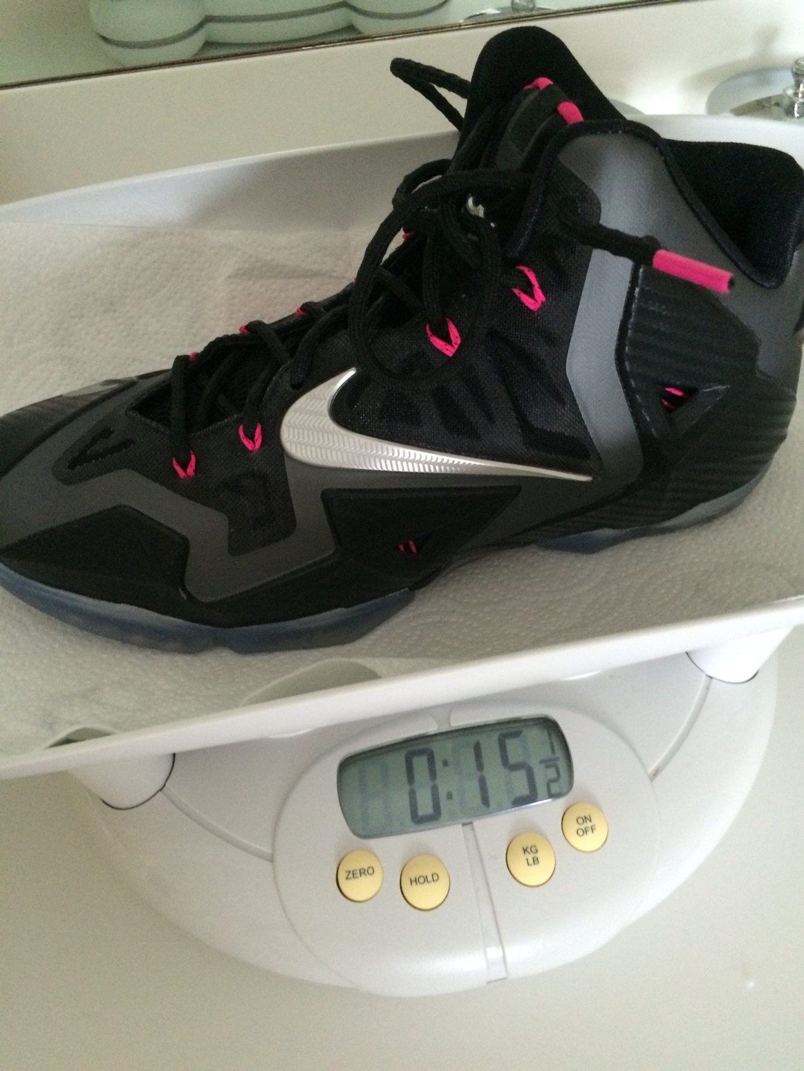 The Archive: Nike Lebron XI 11 Review | schwollo.com